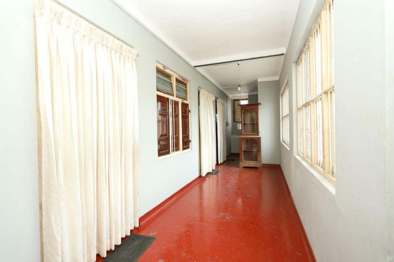 Jaffna Premier Inn Luaran gambar