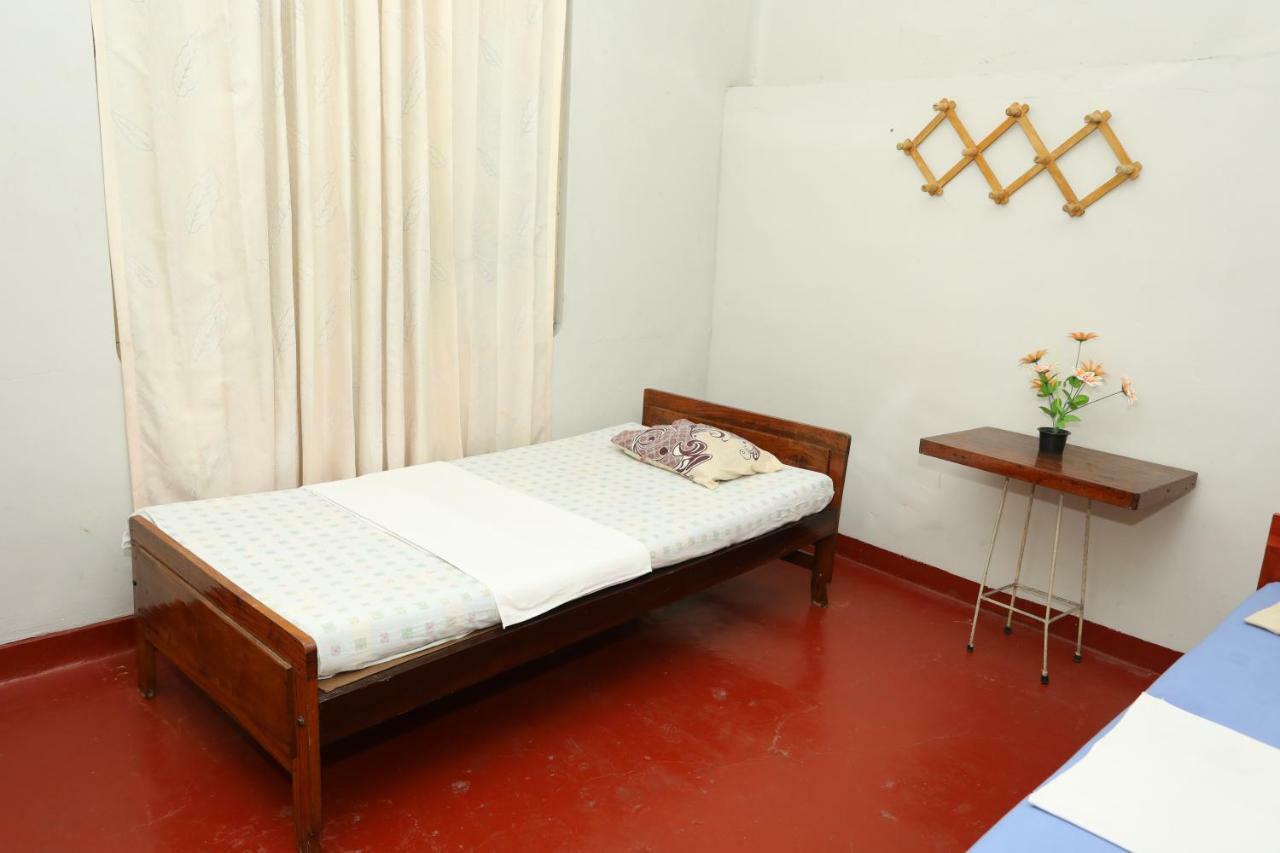 Jaffna Premier Inn Luaran gambar